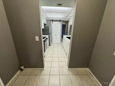 11036 E 14th Pl, Tulsa, OK 74128 photo 8