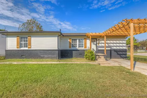 304 S 44th West Ave, Tulsa, OK 74127