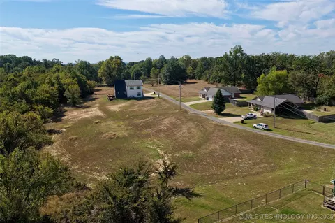 15 Quail Dr, Eufaula, OK 74432 photo 2