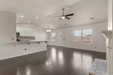 26335 E 87th St S, Broken Arrow, OK 74014 photo 11