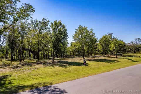 5865 N Eagle Rd, Owasso, OK 74055 photo 4