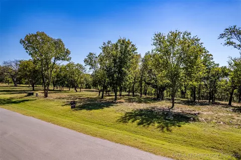 5865 N Eagle Rd, Owasso, OK 74055 photo 3