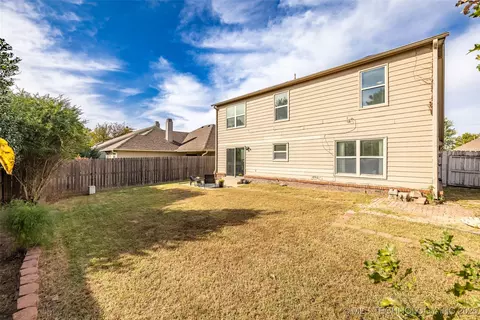 9026 E 87th Pl, Tulsa, OK 74133 photo 47