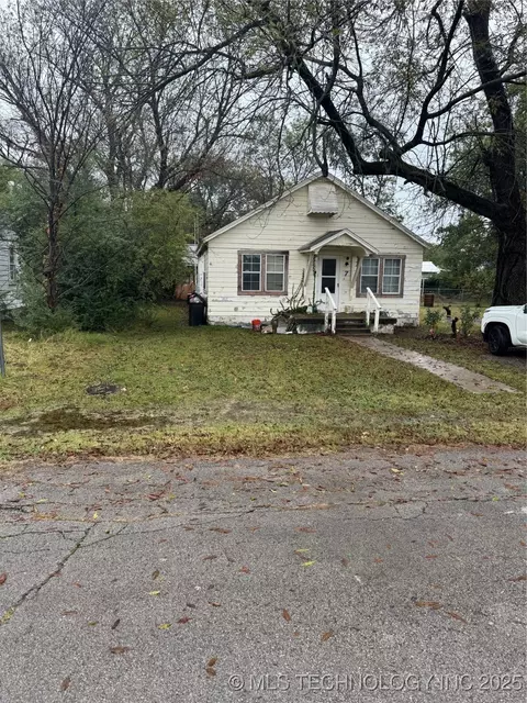 7 S Orphan St, Pryor, OK 74361