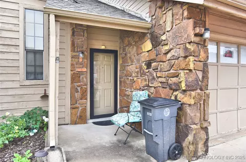 8148 E 17th Street O, Tulsa, OK 74112