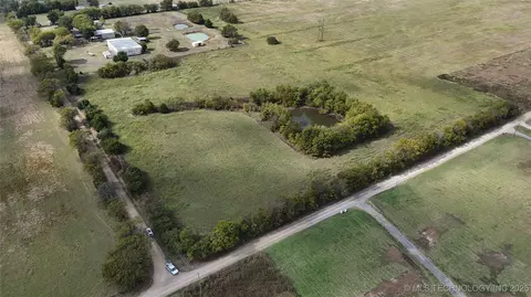 Hat Powell, Caddo, OK 74729 photo 5