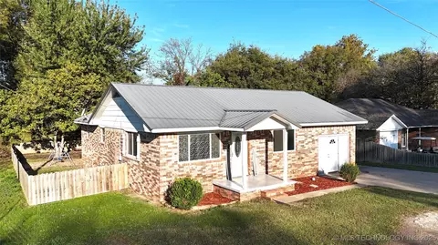 110 NW 3rd St, Checotah, OK 74426 photo 19