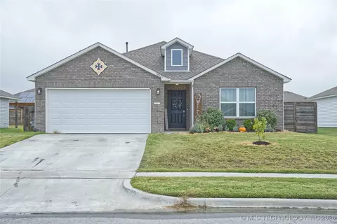 14827 E 39th St S, Tulsa, OK 74134