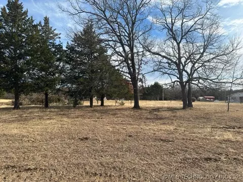 20 Royalty Ct, Kingston, OK 73439