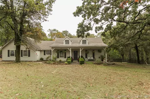 9774 S 289th East Ave, Coweta, OK 74429
