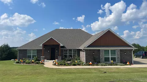 1120 E St Andrews Cir, Cushing, OK 74023