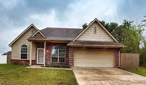 29810 E 137th Pl, Coweta, OK 74429