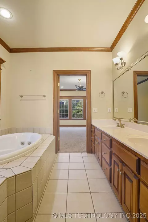 8703 E 101st Pl, Tulsa, OK 74133 photo 40