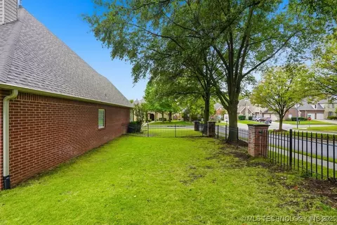 8703 E 101st Pl, Tulsa, OK 74133 photo 63