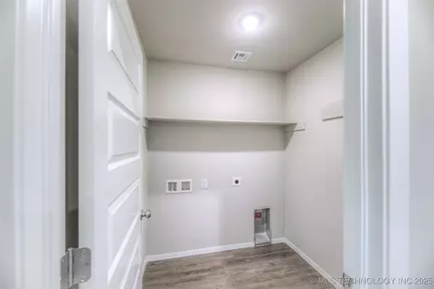 8325 E 163rd St S, Bixby, OK 74008 photo 33
