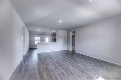 8325 E 163rd St S, Bixby, OK 74008 photo 11