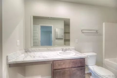 8325 E 163rd St S, Bixby, OK 74008 photo 24