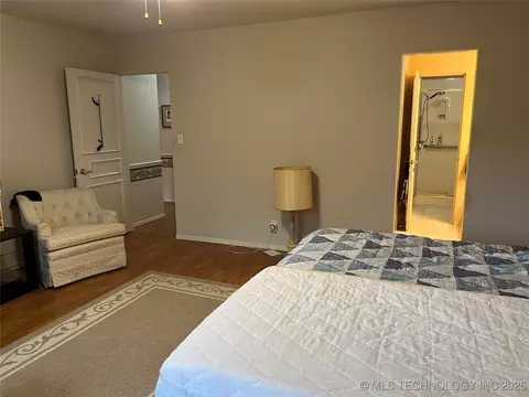 2124 E 60th Court O-4, Tulsa, OK 74105 photo 16