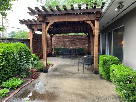 2124 E 60th Court O-4, Tulsa, OK 74105 photo 24