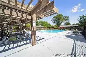 2124 E 60th Court O-4, Tulsa, OK 74105 photo 29