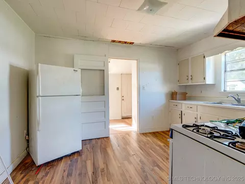 605 W 5th, Ada, OK 74820 photo 7