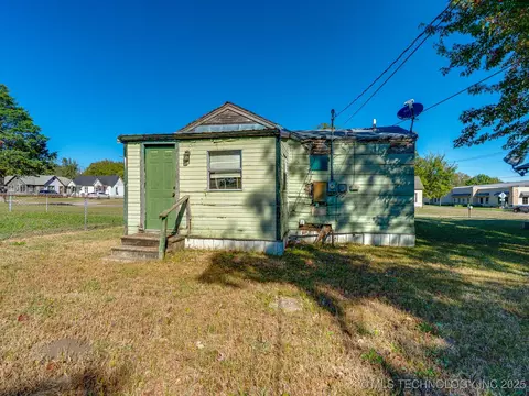 605 W 5th, Ada, OK 74820 photo 13