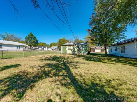 605 W 5th, Ada, OK 74820 photo 15