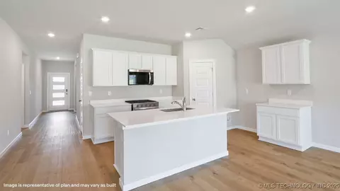 22937 E 106th Pl S, Broken Arrow, OK 74014 photo 3