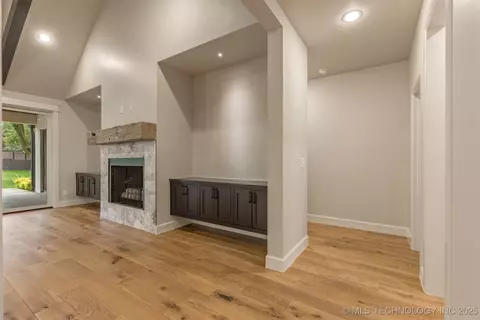 2620 E 47th St S, Tulsa, OK 74105 photo 12