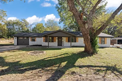 7 N Ora St, Pryor, OK 74361