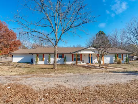 24073 N County Road 3292 Rd, Wynnewood, OK 73098