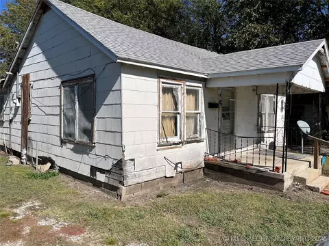 612 W 5th, Ada, OK 74820 photo 2