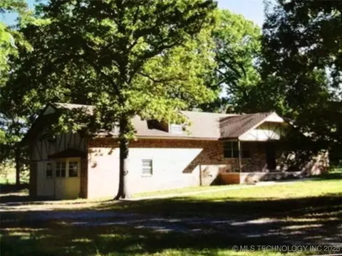 6959 E 561 Rd, Locust Grove, OK 74352