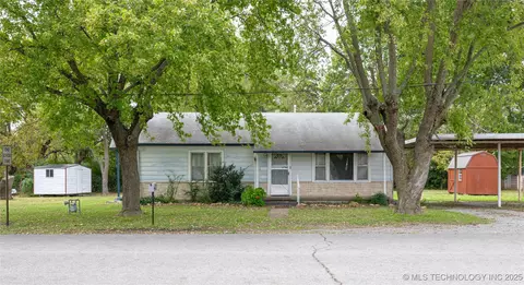 106 S Edith St, Pryor, OK 74361