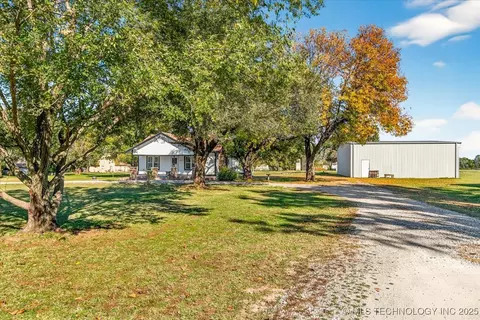 15115 E 136th St, Collinsville, OK 74021