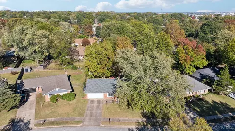 6925 E 73rd St, Tulsa, OK 74133 photo 2