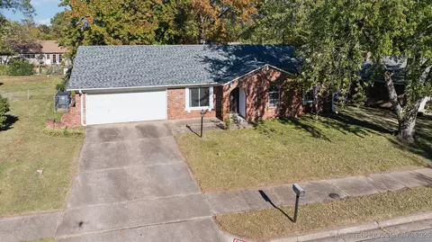 6925 E 73rd St, Tulsa, OK 74133 photo 4
