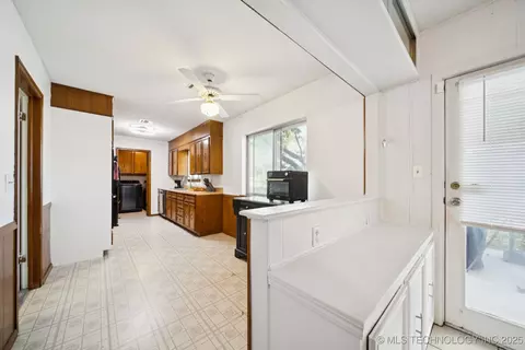 6925 E 73rd St, Tulsa, OK 74133 photo 13