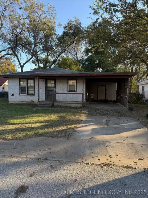 616 8th SE, Ardmore, OK 73401