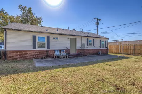 1403 E 52nd St, Tulsa, OK 74105 photo 20