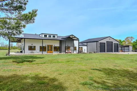 986 N 4430 Rd, Valliant, OK 74764