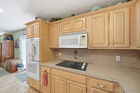 401 E College St, Broken Arrow, OK 74012 photo 11