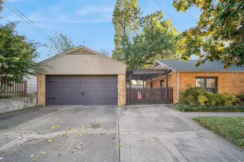 2704 E 16th St, Tulsa, OK 74104 photo 8
