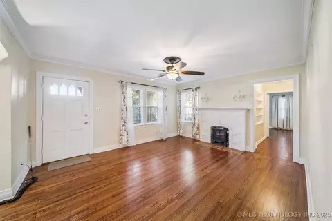2704 E 16th St, Tulsa, OK 74104 photo 17