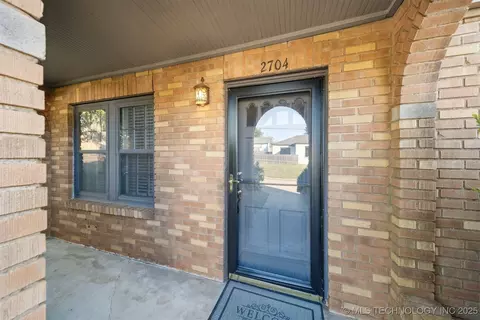 2704 E 16th St, Tulsa, OK 74104 photo 16