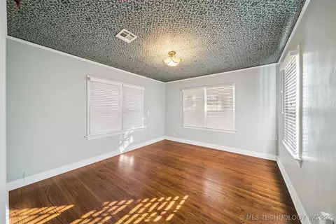 2704 E 16th St, Tulsa, OK 74104 photo 27