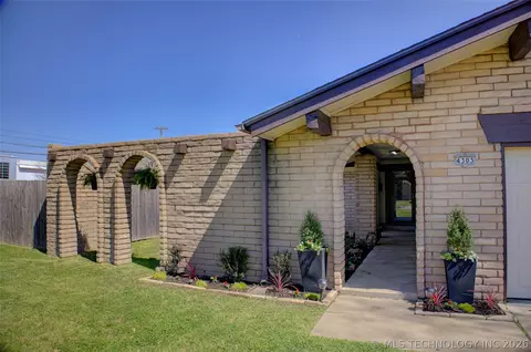 4303 S Lakewood Ave, Tulsa, OK 74135