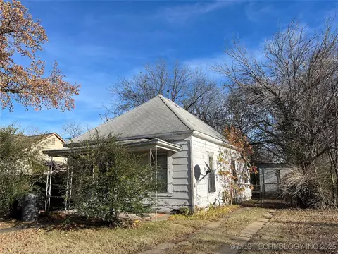 826 N H St, Muskogee, OK 74403