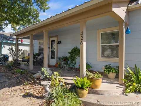 426 E Street SE, Ardmore, OK 73401 photo 2