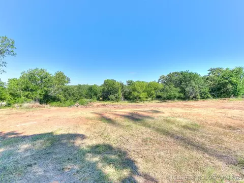 10055 E 590 Rd, Catoosa, OK 74015